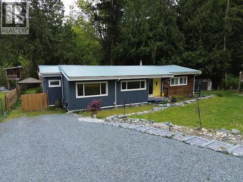 8013 CENTENNIAL DRIVE  Powell River, BC V8A 0S4