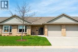 5969 TOWNSEND LINE Unit# 5 Lambton Shores, ON N0N 1J0