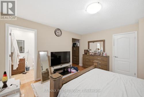 922 Hepburn Road, Milton, ON - Indoor Photo Showing Bedroom