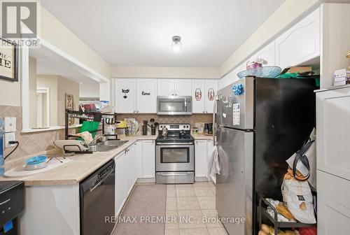 922 Hepburn Road, Milton, ON - Indoor Photo Showing Kitchen With Double Sink