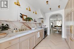 138 LAPPIN AVENUE Toronto, ON M6H 1Y5