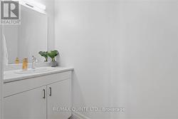 2 pc bath - 