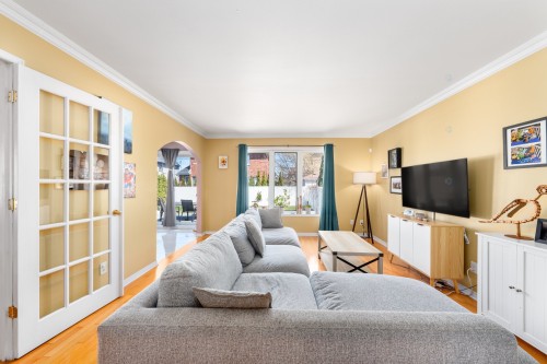 Salon - 259 Rue Mirabel, Dollard-Des-Ormeaux, QC - Indoor Photo Showing Living Room