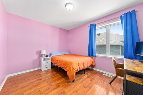 Chambre à coucher - 259 Rue Mirabel, Dollard-Des-Ormeaux, QC - Indoor Photo Showing Bedroom