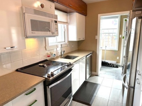 Cuisine - 286 6E Avenue, Montréal (Lasalle), QC - Indoor Photo Showing Kitchen
