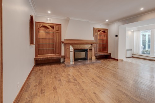 Salon - 21 Surrey Gdns, Westmount, QC - Indoor Photo Showing Other Room With Fireplace