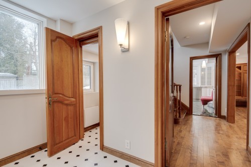 Hall d'entrée/Vestibule - 21 Surrey Gdns, Westmount, QC - Indoor Photo Showing Other Room