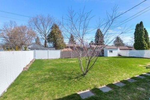 Courtyard - 2510 Boul. Napoléon, Brossard, QC - Outdoor With Backyard