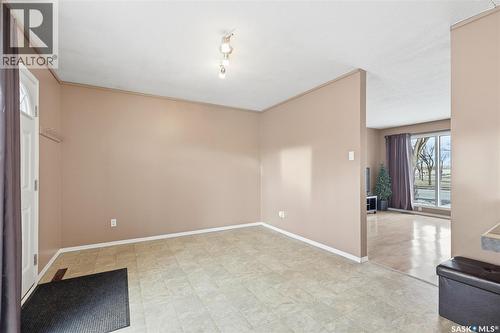 3312 Grant Road, Regina, SK - Indoor Photo Showing Other Room