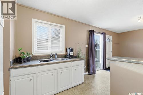 3312 Grant Road, Regina, SK - Indoor Photo Showing Other Room