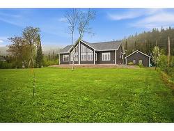 63 Pondview Road Gambo, NL A0G 2E0
