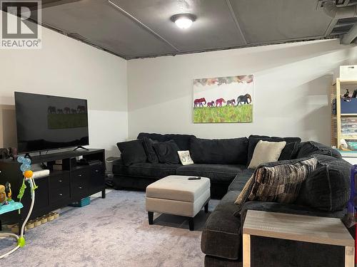 5212 Hallmark Crescent, Fort Nelson, BC - Indoor Photo Showing Living Room