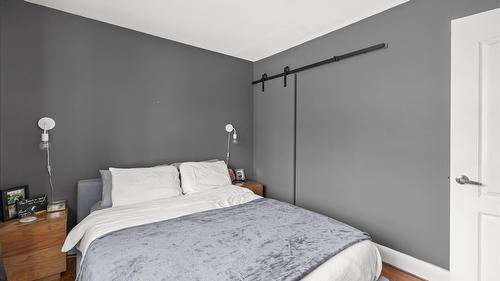 876 Rotary Drive, Kimberley, BC - Indoor Photo Showing Bedroom