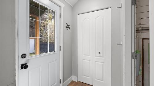 876 Rotary Drive, Kimberley, BC - Indoor Photo Showing Other Room