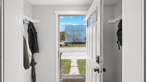 876 Rotary Drive, Kimberley, BC - Indoor