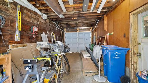 876 Rotary Drive, Kimberley, BC - Indoor Photo Showing Other Room