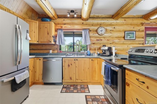 8644 Sweeney Rd, Chemainus, BC 