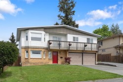 1690 Tampico Pl Saanich, BC V8N 5H2