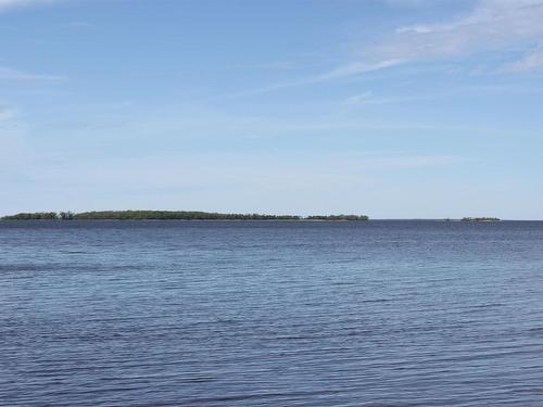 499 Aksel Rd, Rainy River, ON 