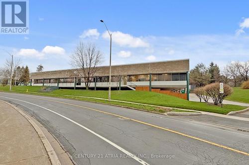 45 Mcintosh Drive, Markham, ON 