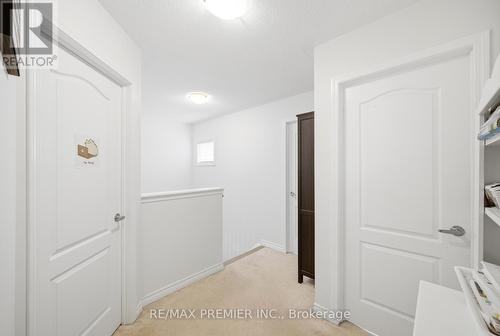 931 Penson Crescent, Milton, ON - Indoor Photo Showing Other Room