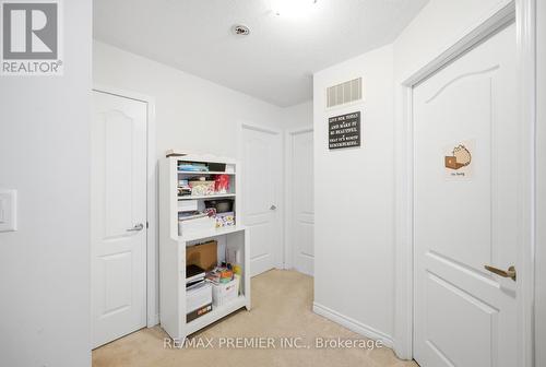 931 Penson Crescent, Milton, ON - Indoor Photo Showing Other Room