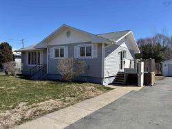 12 Wilkie Avenue North Sydney, NS B2A 1Y4