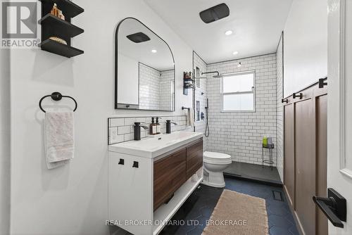 615 Twelfth Street E, Cornwall, ON - Indoor Photo Showing Bathroom