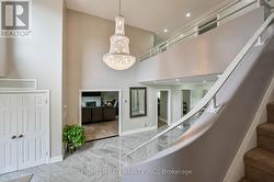 10 DOUGLAS PLACE  Hamilton, ON L8G 1M6