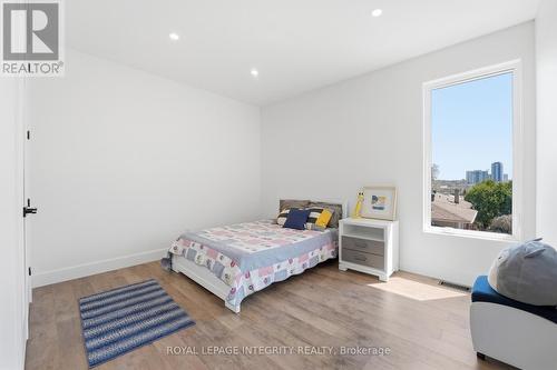 984 Watson Street, Ottawa, ON - Indoor Photo Showing Bedroom