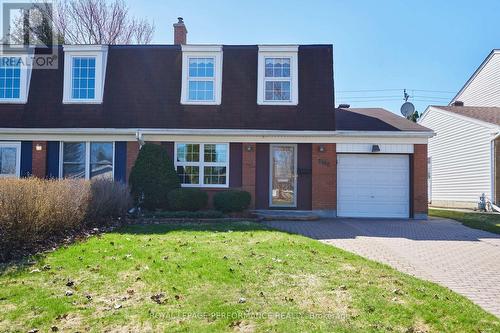 2166 BICKERTON AVENUE  Ottawa, ON K1J 6Y3