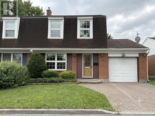 2166 BICKERTON AVENUE  Ottawa, ON K1J 6Y3