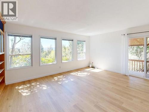 8098 Centennial Drive, Powell River, BC 