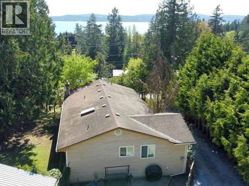 8098 Centennial Drive, Powell River, BC 