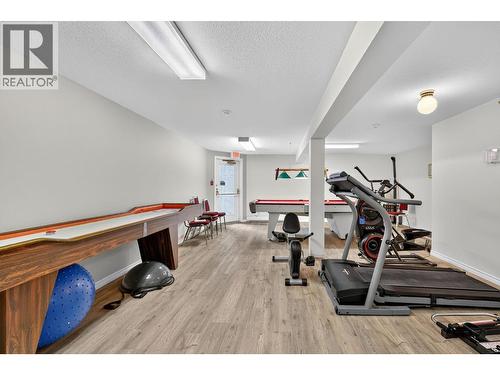 575 Sutherland Avenue Unit# 207, Kelowna, BC - Indoor Photo Showing Gym Room