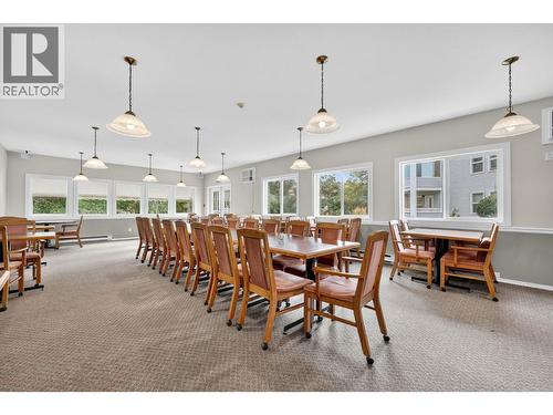 575 Sutherland Avenue Unit# 207, Kelowna, BC - Indoor Photo Showing Dining Room