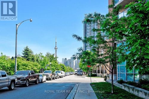 1905 - 125 Western Battery Rd Road, Toronto, ON - Outdoor