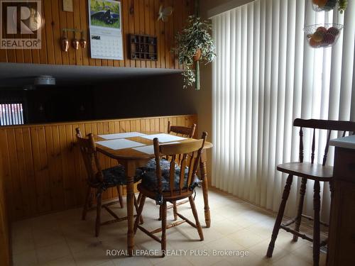 4170 Treetop Crescent, Mississauga, ON - Indoor Photo Showing Dining Room