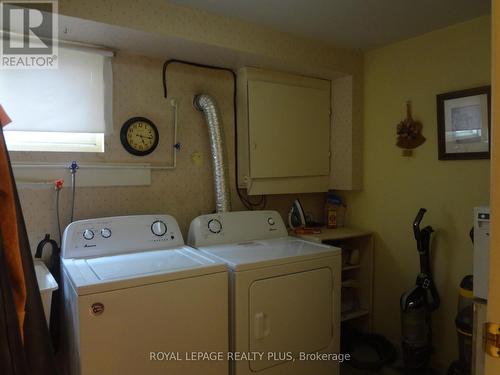 4170 Treetop Crescent, Mississauga, ON - Indoor Photo Showing Laundry Room