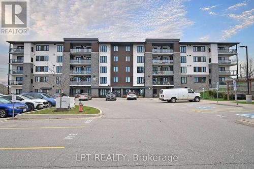 104 SUMMIT RIDGE DRIVE  Guelph, ON N1E 0P8