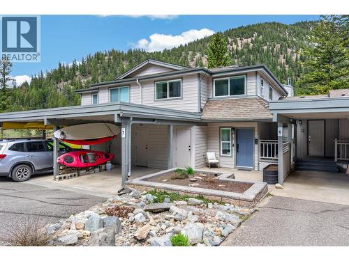 1801 Paul Lake Road Unit# 7  Kamloops, BC V2H 1N7