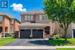 38 BOTTLEBRUSH DRIVE  Brampton, ON L6R 2Z5