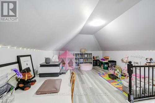 30 East 15Th Street, Hamilton, ON - Indoor Photo Showing Other Room