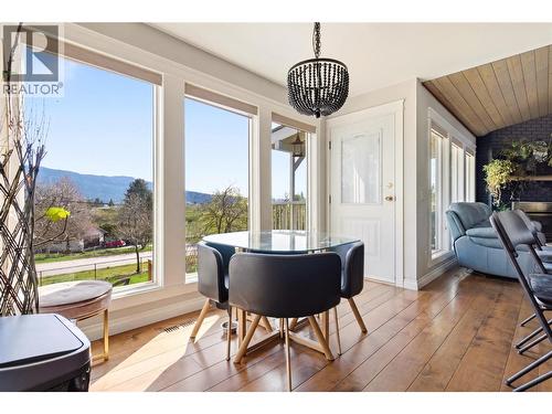 300 Scenic Drive, Coldstream, BC - Indoor Photo Showing Dining Room