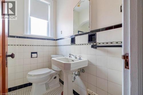 157 Longwood Road N, Hamilton, ON 
