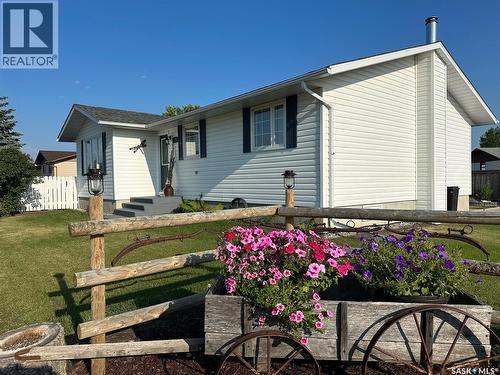 739 Hudson Crescent, Hudson Bay, SK - Outdoor