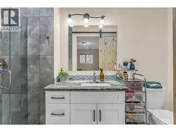 Lower level main bedroom ensuite. - 