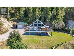 32'x20' shop with sea can for storing your toys and tons of parking. - 