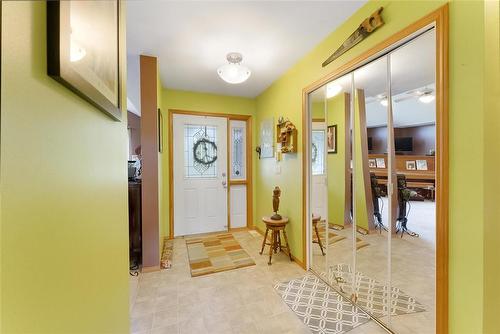 75 Third Street Se, Teulon, MB - Indoor Photo Showing Other Room