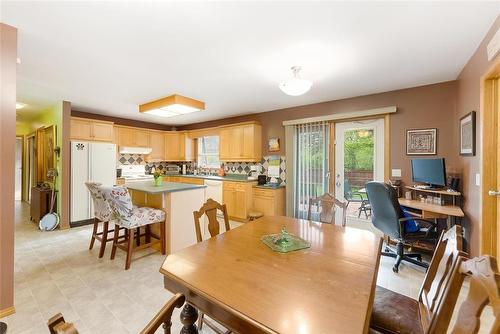 75 Third Street Se, Teulon, MB - Indoor Photo Showing Dining Room